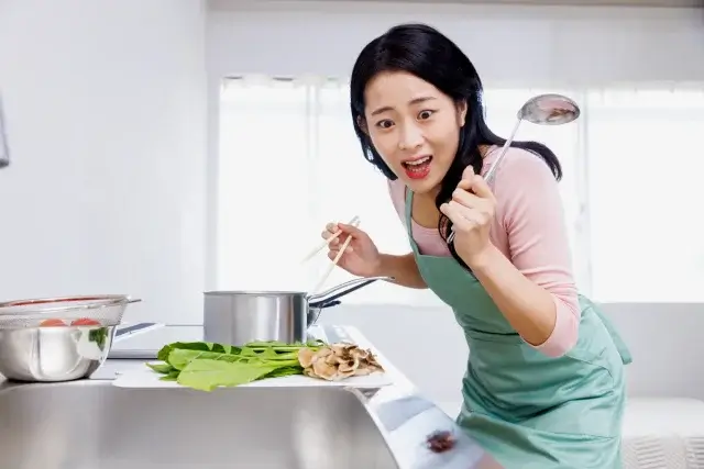 まず最初の30分でやること：ゴキブリは逃がさず、増やさず、証拠を残す